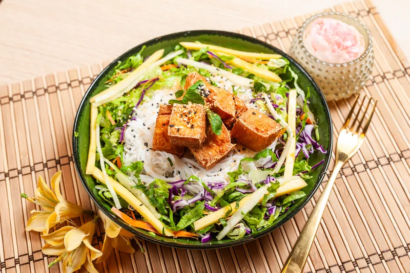 Bún Đậu Hũ · tofu dorato